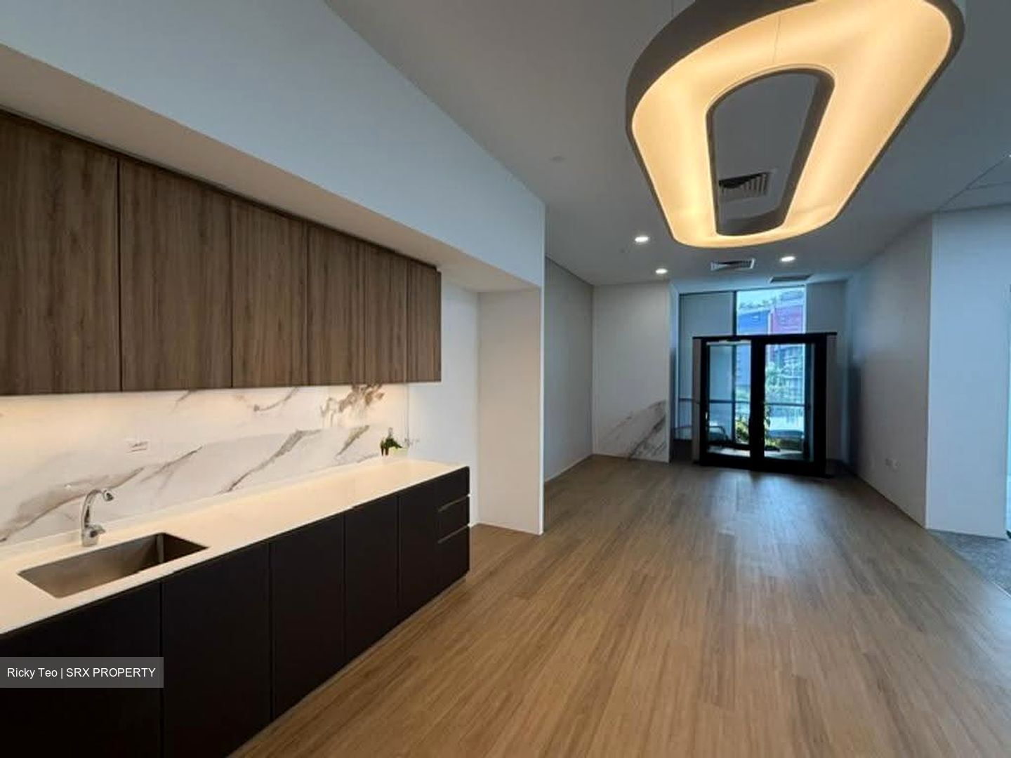 Kallang Way (D13), Factory #611821491